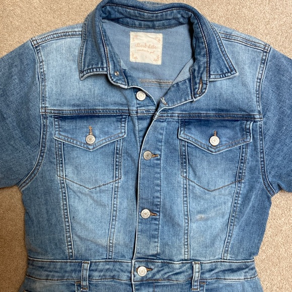 Altar’d State Skylar Denim Romper - Picture 2 of 16